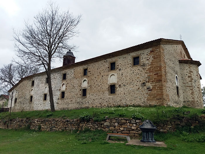 Bosilegrad_Izvor_cherkva3